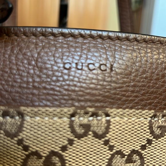 A195 - π―% authentic Gucci tote bag - Picture 11 of 16